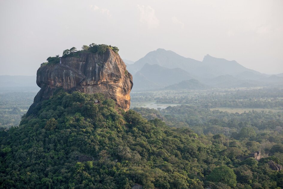 Explore Sri Lanka: Tailor-made Adventures 